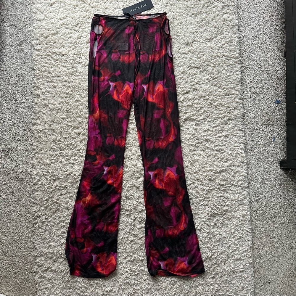 WHITE FOX RHYTHM OF THE NIGHT BUSTIER AND PANT SET IN PINK FLAME PRINT - Picture 11 of 15
